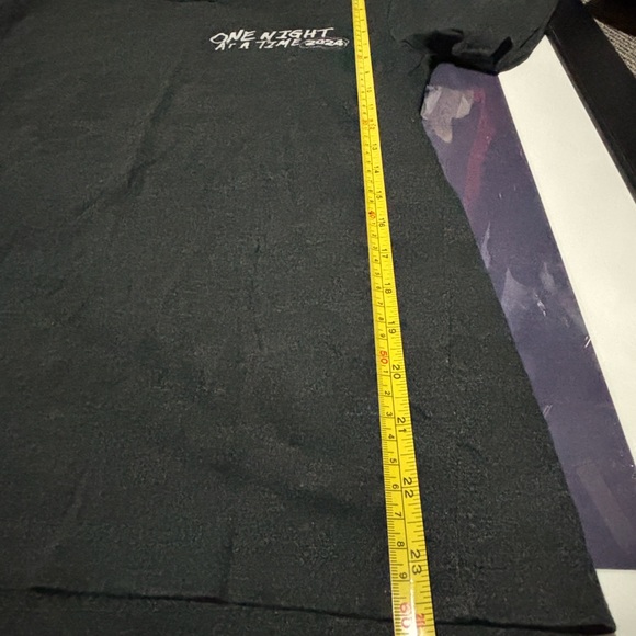 One Night At A Time 2024 Black Graphic Short-Sleeve Tee - Picture 5 of 5